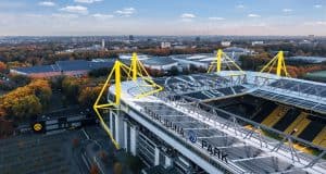 De bovenkant van het Borussia Dortmund stadion